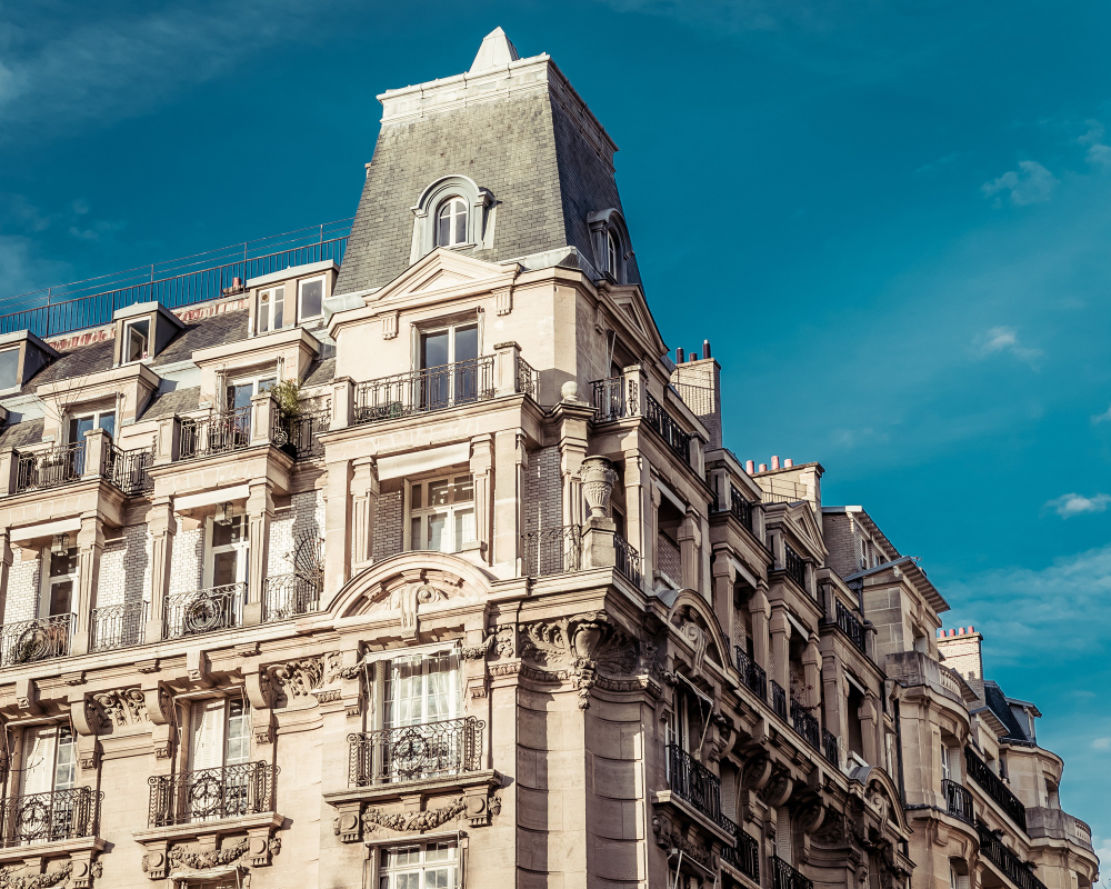 Découvrez les opportunités d'investissement en immobilier locatif, professionnel et défiscalisant avec MIRARI Wealth Management